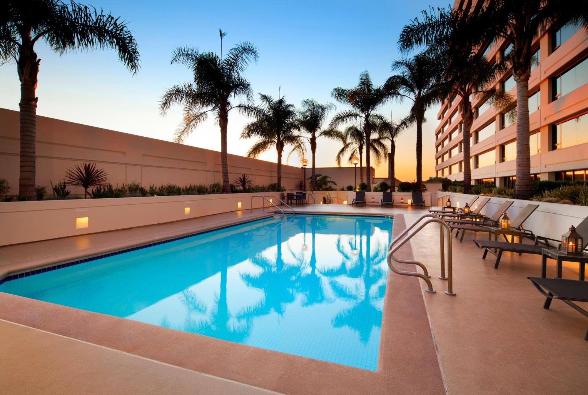 The Westin Los Angeles Airport Exterior foto