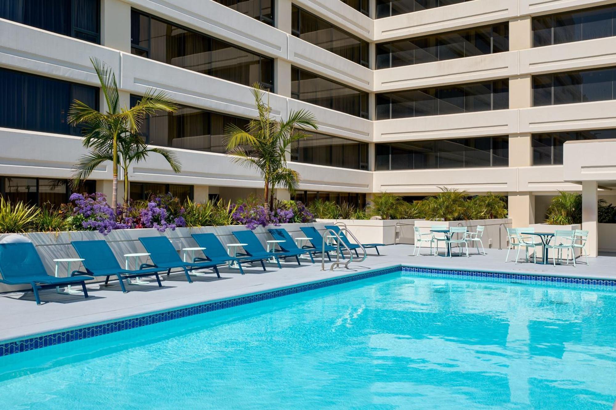 The Westin Los Angeles Airport Exterior foto